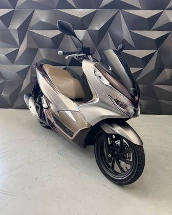 HONDA PCX DLX HONDA PCX DLX
